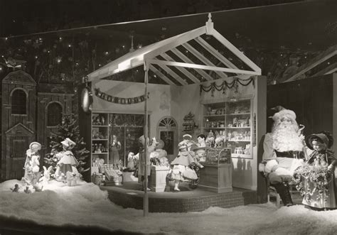 Remembering The Windows In Holidays Past Downtown Pittsburgh Stores