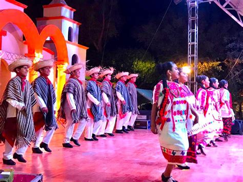 Noche de danza en la Feria de la Candelaria de Zumpango del Río ADN