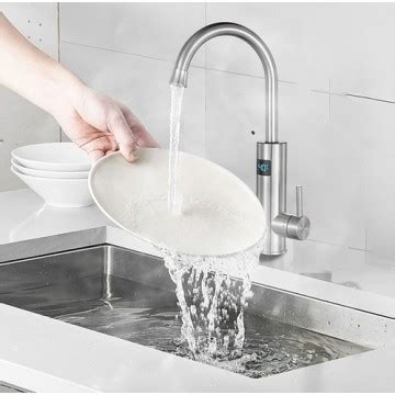 Robinet chauffant pour cuisine avec chauffe eau intégré 3 3 KW BSF