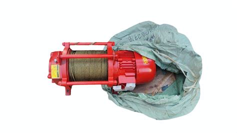 Mini Electrical Wire Rope Hoist For Industrial Capacity 0 1 Ton At