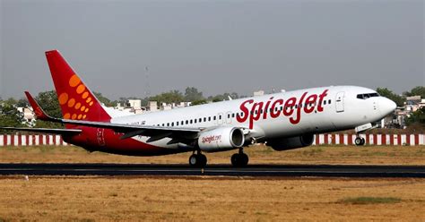 Delhi Dubai Spicejet Flight Makes Emergency Landing In Karachi Due To Technical Fault