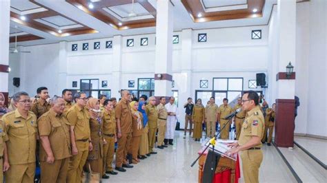 Buntut Masalah Ppdb Kota Bogor Bima Arya Copot 8 Kepala Sekolah Smp