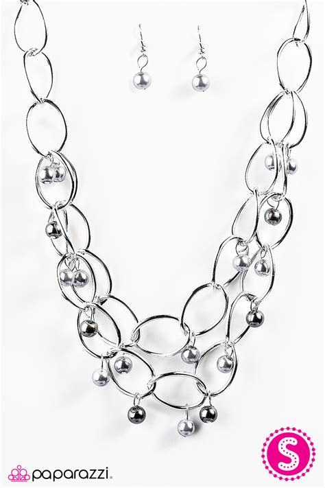 Paparazzi Season Premiere Silver Necklace And Earring Set