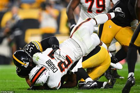 Browns Star Nick Chubb Suffered Horrendous Knee Injury On Field Daily