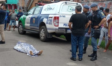 Bandidos Executam Jovem V Rios Tiros No Bairro Compensa Em Manaus