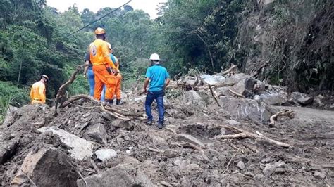 Familias En Boquete Incomunicadas Tras Deslizamiento De Tierra