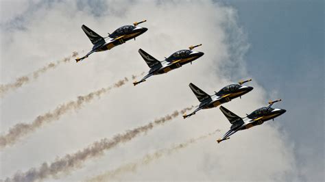 IMGP7118 Korea Aerospace T-50B Golden Eagle Display Team ZAP16.COM Air ...