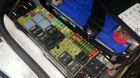 Range Rover Fuse Box Location