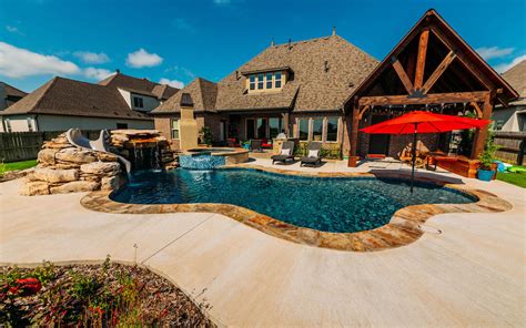 Gunite Pools Tulsa Create The Perfect Party Space In Your Yard