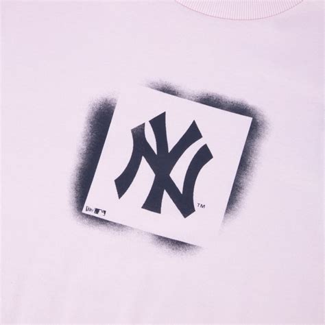 Camiseta New Era Regular New York Yankees Rosa Compre Agora Kanui