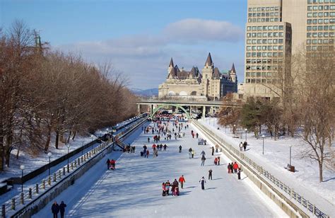 Voici pourquoi la plus grande patinoire du monde reste fermée Elle