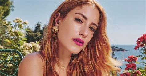 Hazal Kaya dan nankör diyen takipçisine cevap Temiz Magazin