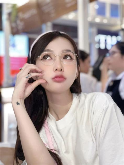 Danh tính hot girl chuyển giới gây sốt trong Người ấy là ai