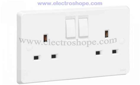 Tenby Socket 2 Gang Switched Socket White 13a 250v 738028 7028 Get