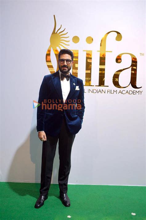 Photos Celebs Grace Iifa Awards Green Carpet In Abu Dhabi