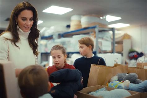 Prince George Princess Charlotte And Prince Louis Volunteer With Kate