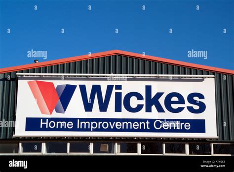 Logo wickes hi-res stock photography and images - Alamy