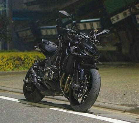 Black Street Fighter KAWASAKI NINJA Z1000 Kawasaki Ninja Girl Super