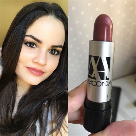 BATOM NUDE Tendência de Outono Inverno e do ano inteiro Modalissa