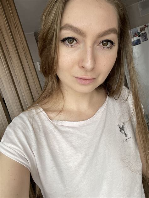 TW Pornstars - AmelieLBJlife |NSFW|. Twitter. Have a wonderful evening😽