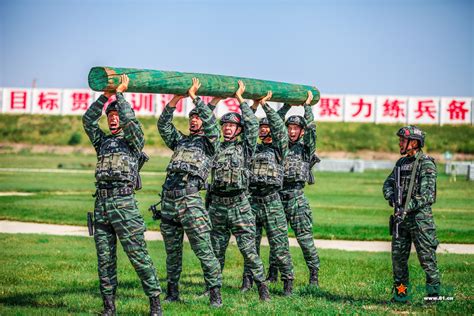 練就硬實力！直擊武警第一機動總隊實戰化訓練現場軍事中國網