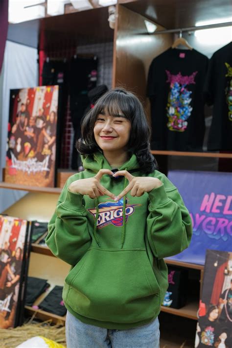 Pin Oleh Kairovisia🧭 Di Jkt48 Endorsement Di 2024 Orang Cantik Foto