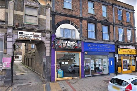 Retail Premises To Let In Plumstead High Street London Se18 Zoopla