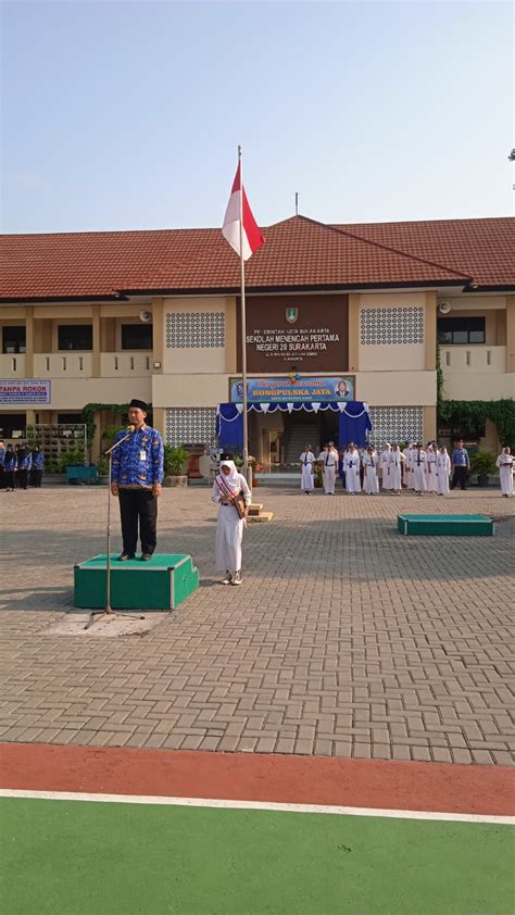 Smp Negeri 20 Kota Surakarta Semarakkan Hari Sumpah Pemuda Dengan