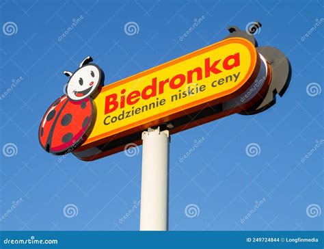 Sinal Do Logotipo Da Loja De Supermercados Da Biedronka Imagem De