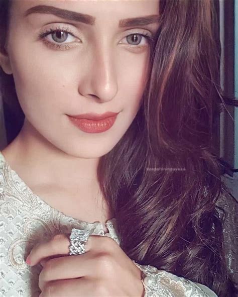 Beautiful Photoshoot Of Ayeza Khan In Eastern Attire Showbiz Pakistan