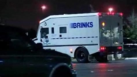 Armored Truck Guard Shot During Robbery Nbc 6 South Florida