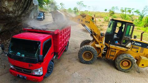 Xgma Xg H Wheel Loader Loading Dump Truck Hauling Rock Heavy