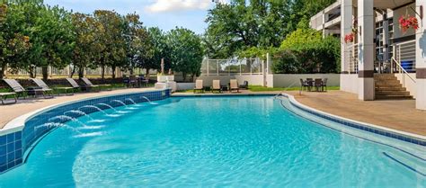 Top 15 Best Hotel Pools in Dallas 2023 - Touvarism