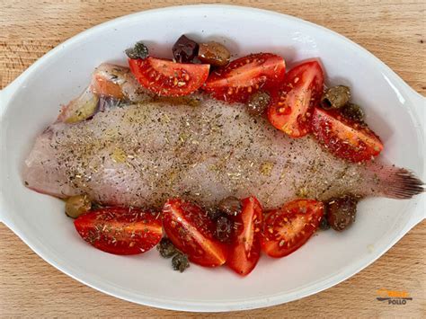 Sogliola Alla Mediterranea Con Pomodorini E Olive Cotta Al Forno