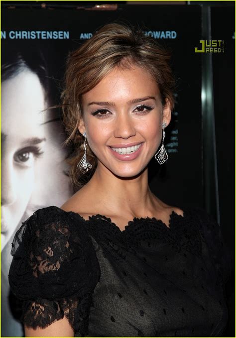 Jessica Alba Awake Premiere Photo 731251 Jessica Alba Pictures