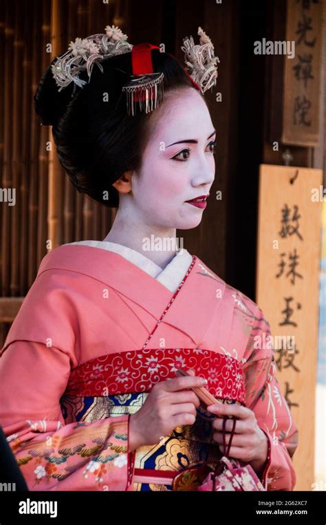 Modern Geisha Photography