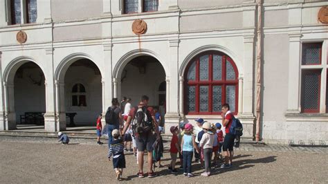 Saint Gervais la Forêt jeu de piste au château de Beauregard pour les