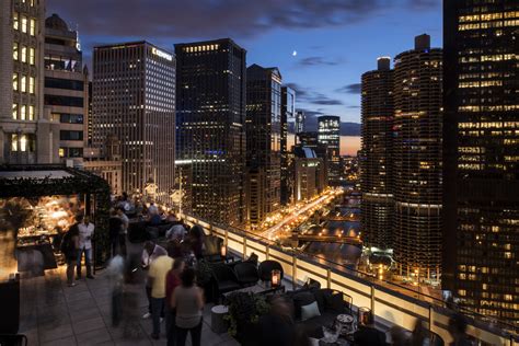 Chicago Rooftop Bar With A View | Rooftop Hotel & Dining Chicago