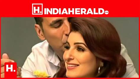 Akshay Kumar Is A Gay In Earlier Life