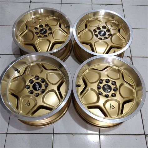 Jual Velg Mobil Bekas Ring 16x7 8 Model Celong Bibir Lubang Baut 8x100