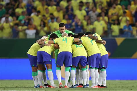 Brasil Se Mantém Na 5ª Colocação Em 1º Ranking De Seleções Da Fifa De