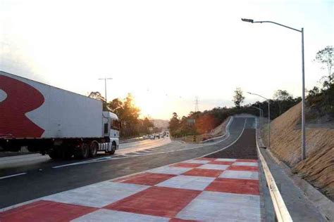 Área De Escape Do Anel Rodoviário Em Bh Finalmente Entra Em Operação