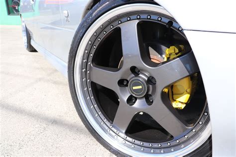 Holden Hsv Commodore Vy Vz Silver Simmons Fr Wheel Front