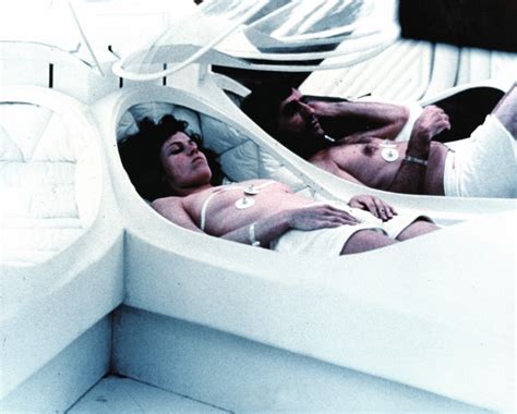 Sigourney Weaver Nue Dans Alien