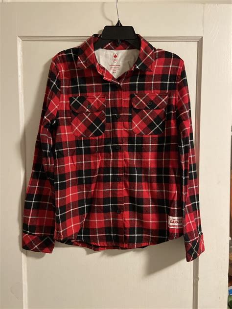 Team Canada Olympics Plaid Flannel Button Up Shirt Womens Medium Red