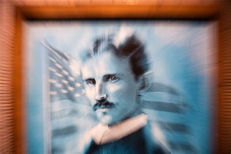 Fotos Caixaforum Zaragoza Exposición Nikola Tesla El Genio De La Electricidad Moderna Imágenes