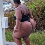 Nothing But Ass And Curves ShesFreaky