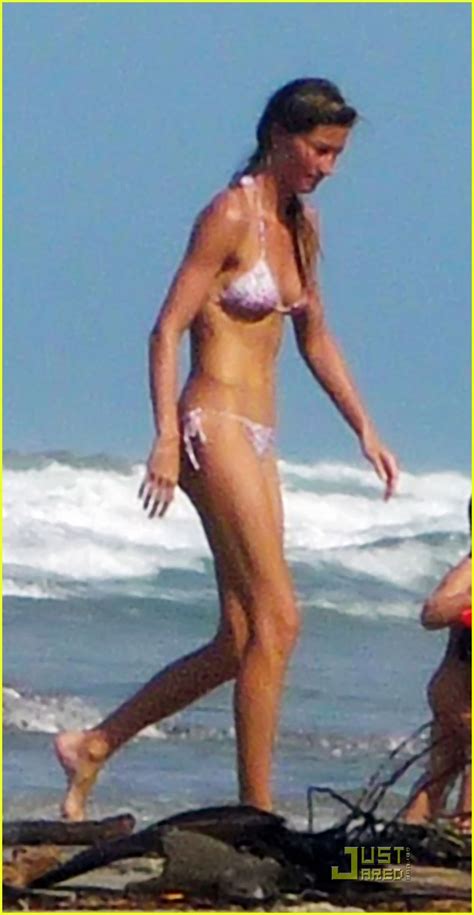 Gisele Bundchen Bikini Babe In Costa Rica Photo Benjamin