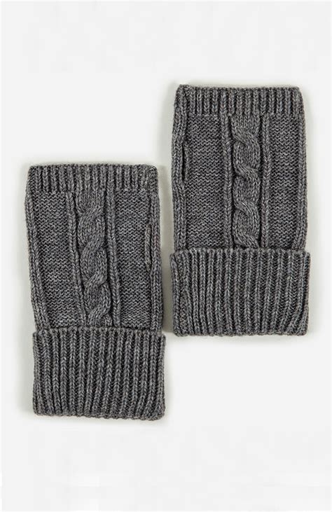 Cable Knit Fingerless Gloves In Grey Dailylook