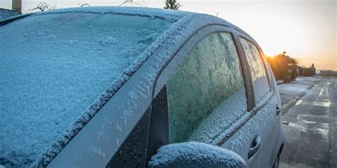 Autoscheiben Von Eis Befreien Eiskratzen Muss Nicht Sein Heimmeister